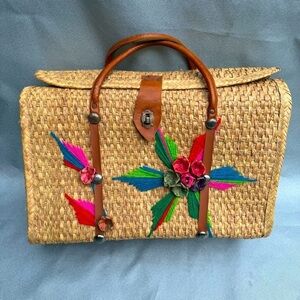 Raffia Straw Tote Bag Mexican Boho Bag Purse Beach Bag Tote w Leather Accent